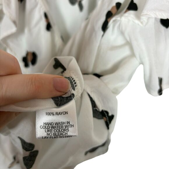 Gibson Animal Print Leopard White Black Wrap Tie Blouse Top Women's Size XS - Picture 5 of 9